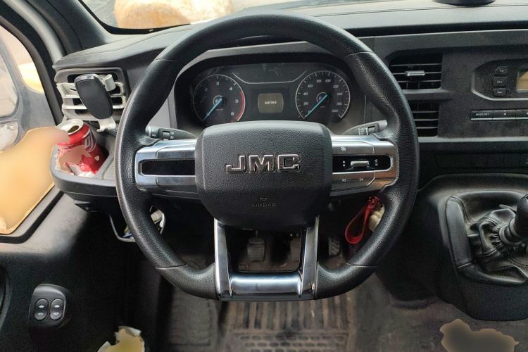 Used JMC Fushun 2022 2.0T Manual Multi-Function Passenger Vehicle Mid-Range High Roof 6-7 Seats Steering Wheel