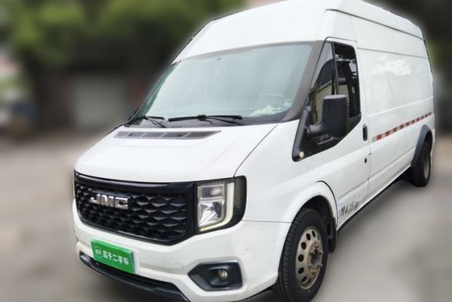 Used JMC Fushun 2022 2.0T Manual Van with Long Wheelbase Mid-Height Roof and 3 Seats