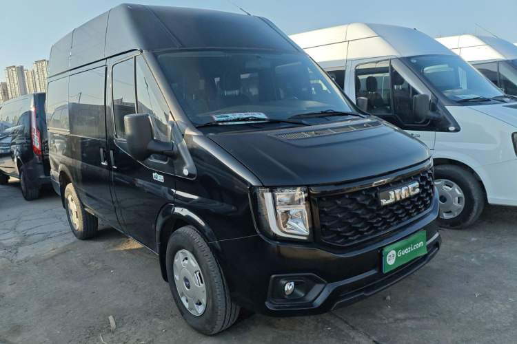 Used JMC Fushun 2023 2.0T Automatic Short-Wheelbase Mid-to-High Roof Commercial & Multi-Purpose Passenger Vehicle 6 Seats Exterior 2