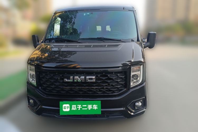 Used JMC Fushun 2023 2.0T Automatic Short-Wheelbase Low-Roof Commercial & Multi-Purpose Passenger Vehicle 6-Seater with Dual-Opening Tailgate Front