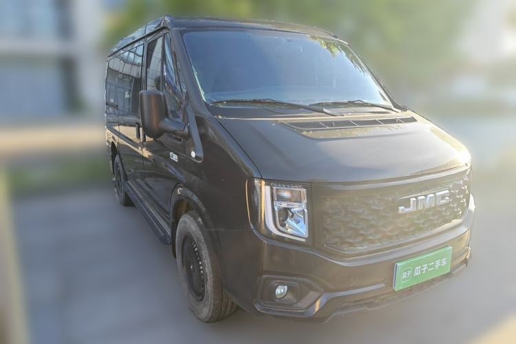 Used JMC Fushun 2023 2.0T Manual Short Wheelbase Low-Roof Commercial Multi-Purpose Passenger Vehicle 6 Seats with Lift-Up Tailgate Front Right 45 Deg