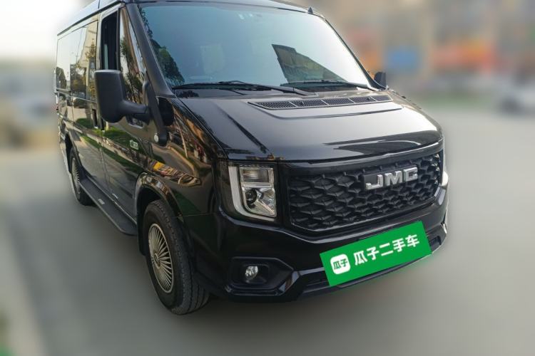 Used JMC Fushun 2023 2.0T Automatic Short-Wheelbase Low-Roof Commercial & Multi-Purpose Passenger Vehicle 6-Seater with Dual-Opening Tailgate Front Right 45 Deg