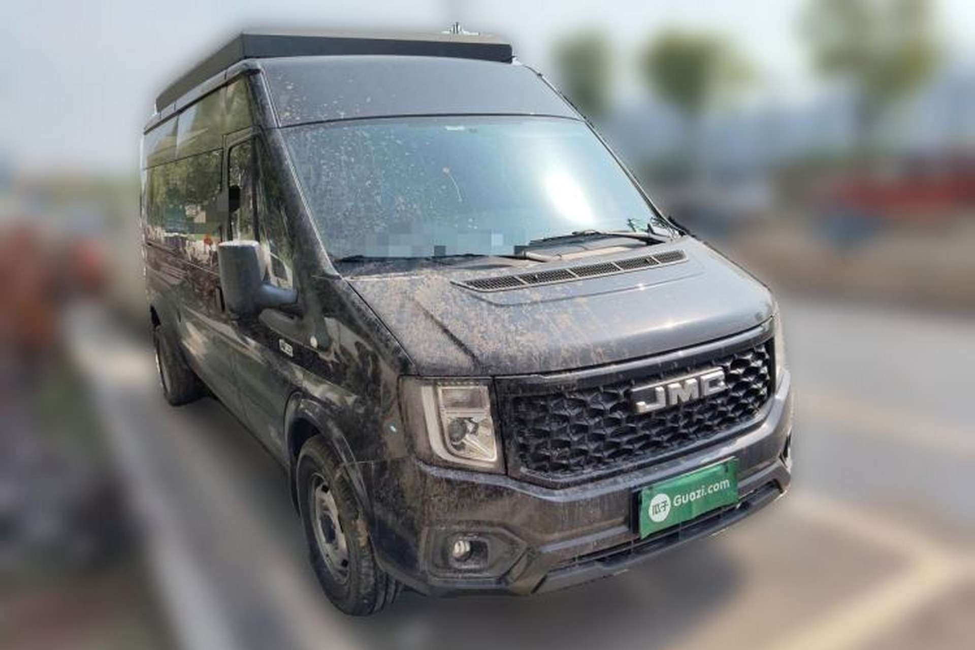 Used JMC Fushun 2023 2.0T Automatic Diesel Long-Wheelbase Mid-Roof Business Van with Rear Dual Tires 6–9 Seats Front Right 45 Deg