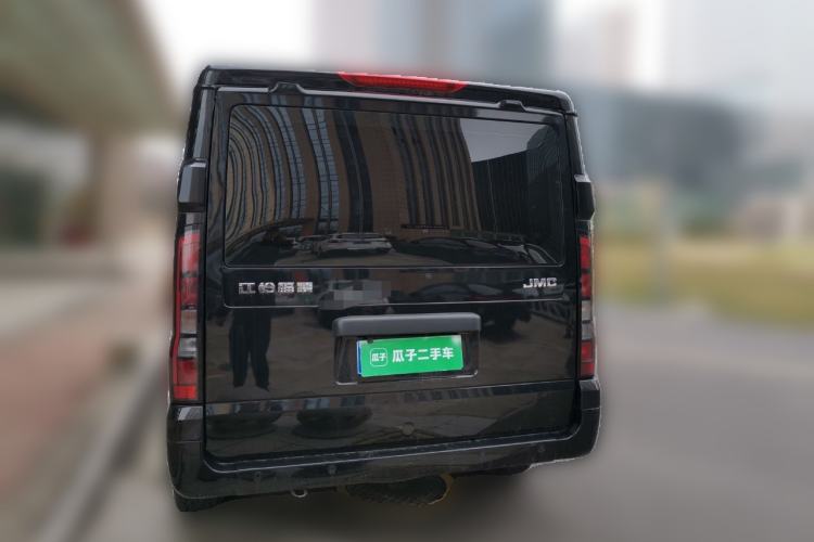 Used JMC Fushun 2023 2.0T Automatic Short-Wheelbase Low-Roof Commercial & Multi-Purpose Passenger Vehicle 6 Seats with Lift-Up Tailgate Rear
