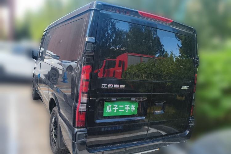Used JMC Fushun 2023 2.0T Automatic Short-Wheelbase Low-Roof Commercial & Multi-Purpose Passenger Vehicle 6-Seater with Dual-Opening Tailgate Rear Left 45 Deg