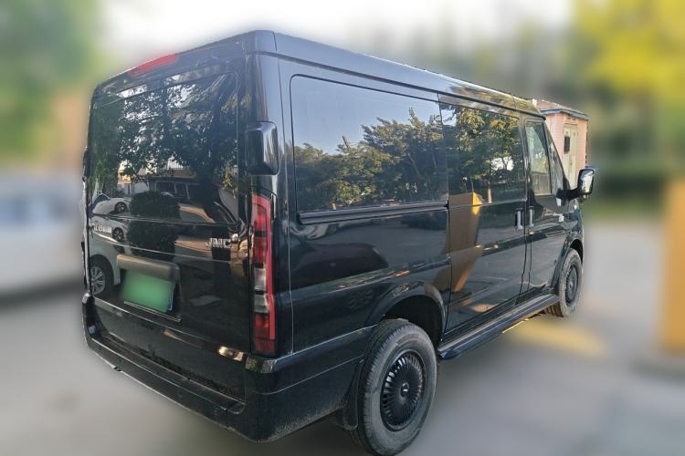 Used JMC Fushun 2023 2.0T Manual Short Wheelbase Low-Roof Commercial Multi-Purpose Passenger Vehicle 6 Seats with Lift-Up Tailgate Rear Right 45 Deg