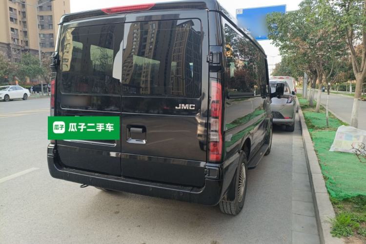 Used JMC Fushun 2023 2.0T Automatic Short-Wheelbase Low-Roof Commercial & Multi-Purpose Passenger Vehicle 6-Seater with Dual-Opening Tailgate Rear Right 45 Deg