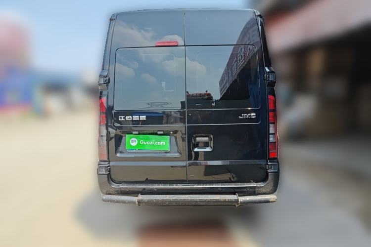 Used JMC Fushun 2023 2.0T Manual Mid-Drive Mid-Roof Commercial Multi-Purpose 7-Seater Passenger Vehicle Rear