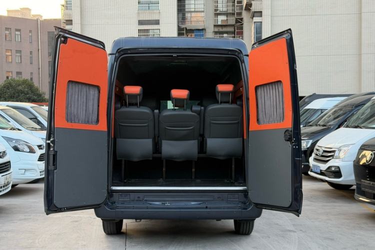 Used JMC Fushun 2023 2.0T Manual Mid-Roof Mid-Height Passenger Version Business-Class 9-Seater (Non-Commercial) Interior 7