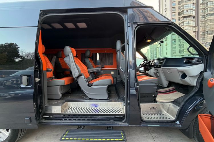 Used JMC Fushun 2023 2.0T Manual Mid-Roof Mid-Height Passenger Version Business-Class 9-Seater (Non-Commercial) Interior 9
