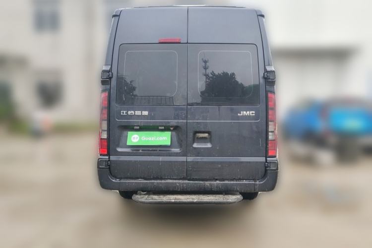 Used JMC Fushun 2023 2.0T Automatic Mid-Range Mid-Roof Commercial Multi-Purpose 6-Seater Passenger Vehicle Rear
