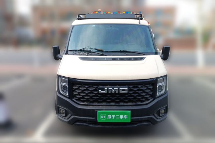 Used JMC Fushun 2023 2.0T Manual Short-Wheelbase Low-Roof Commercial Multi-Purpose Passenger Vehicle 6 Seats with Dual-Opening Tailgate Front