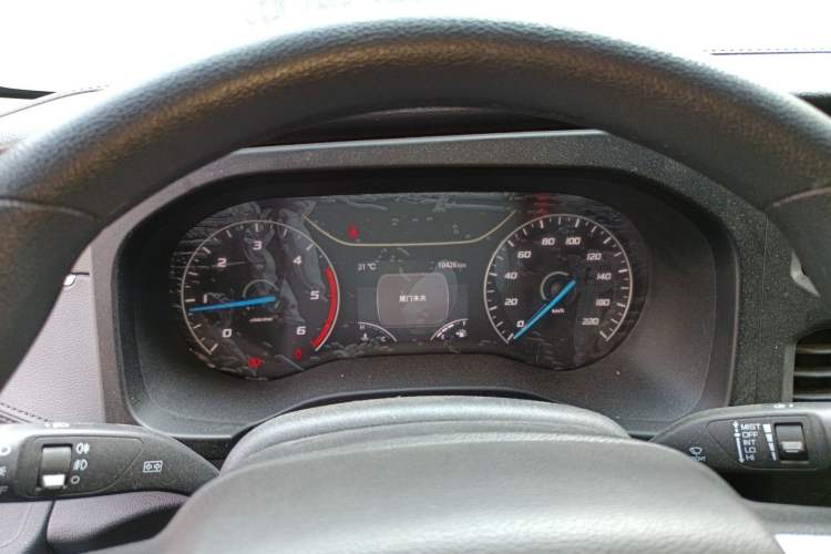 Used JMC Fushun 2023 2.0T Manual Short-Wheelbase Low-Roof Commercial Multi-Purpose Passenger Vehicle 6 Seats with Dual-Opening Tailgate Instrument Cluster