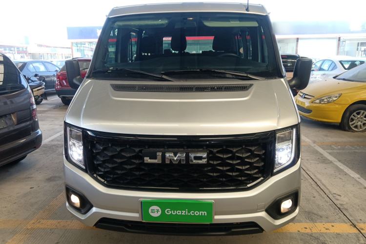 Used JMC Fushun 2023 2.0T Manual Short Wheelbase Low-Roof Commercial Multi-Purpose Passenger Vehicle 6 Seats with Lift-Up Tailgate Front
