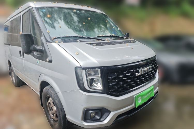 Used JMC Fushun 2023 2.0T Manual Short-Wheelbase Low-Roof Commercial Multi-Purpose Passenger Vehicle 6 Seats with Dual-Opening Tailgate Front Right 45 Deg