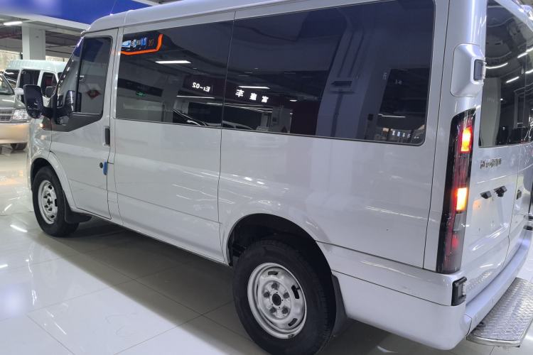 Used JMC Fushun 2023 2.0T Manual Short-Wheelbase Low-Roof Commercial Multi-Purpose Passenger Vehicle 6 Seats with Dual-Opening Tailgate Left Side