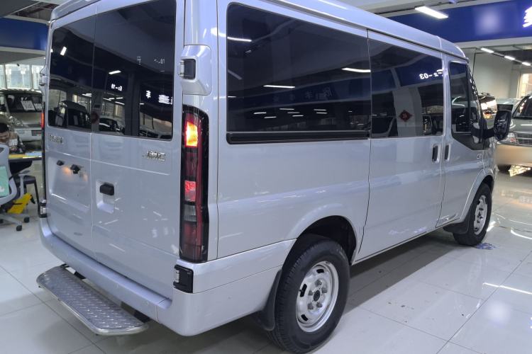 Used JMC Fushun 2023 2.0T Manual Short-Wheelbase Low-Roof Commercial Multi-Purpose Passenger Vehicle 6 Seats with Dual-Opening Tailgate Rear Right 45 Deg