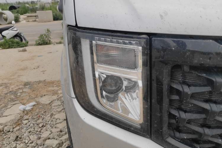 Used JMC Fushun  Right Front Headlight
