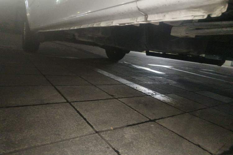 Used JMC Fushun 2023 2.0T Manual Mid-axle Mid-roof Business-Class 9-Seater (Non-Commercial) Chassis Rear Left