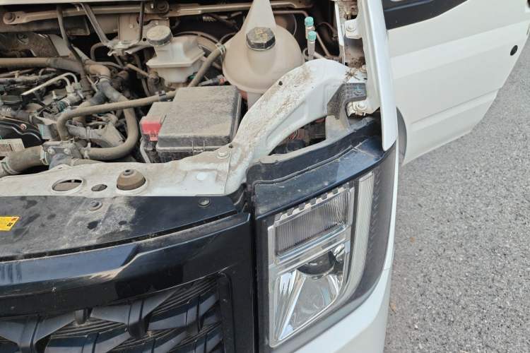 Used JMC Fushun  Engine Bay Left