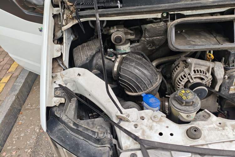 Used JMC Fushun 2023 2.0T Automatic Mid-Roof Business Class 9 (Non-Commercial) Engine Bay Right