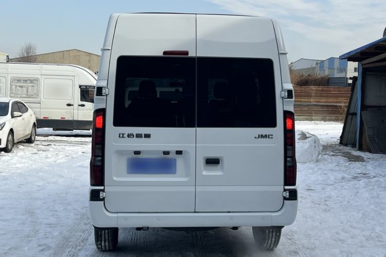Used JMC Fushun 2023 2.0T Automatic Short-Wheelbase Mid-Top Commercial Multi-Purpose 6-Seater Passenger Vehicle Exterior 1