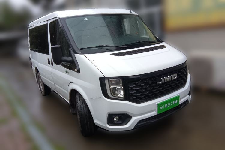 Used JMC Fushun 2023 2.0T Automatic Short-Wheelbase Low-Roof Commercial Van 2/3 Seats with Dual-Opening Tailgate Exterior 2