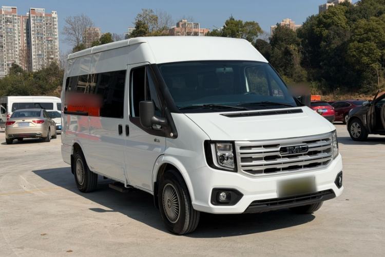 Used JMC Fushun 2023 2.0T Manual Mid-axle Mid-roof Business-Class 9-Seater (Non-Commercial) Exterior 2