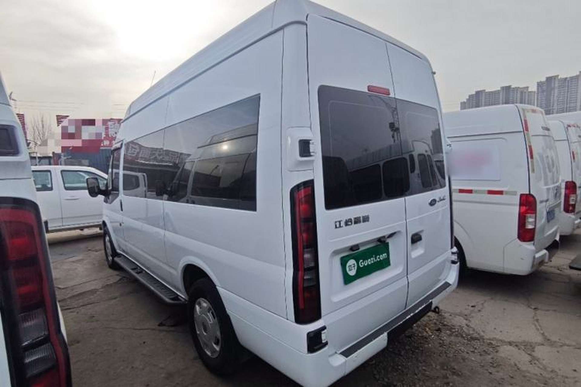 Used JMC Fushun 2023 2.0T Automatic Mid-Range High-Roof Commercial Multi-Purpose 7-Seater Passenger Vehicle Exterior 2