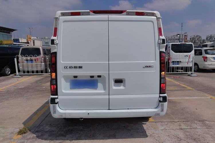 Used JMC Fushun 2023 2.0T Automatic Short-Wheelbase Low-Roof Commercial Van 2/3 Seats with Dual-Opening Tailgate Exterior 4