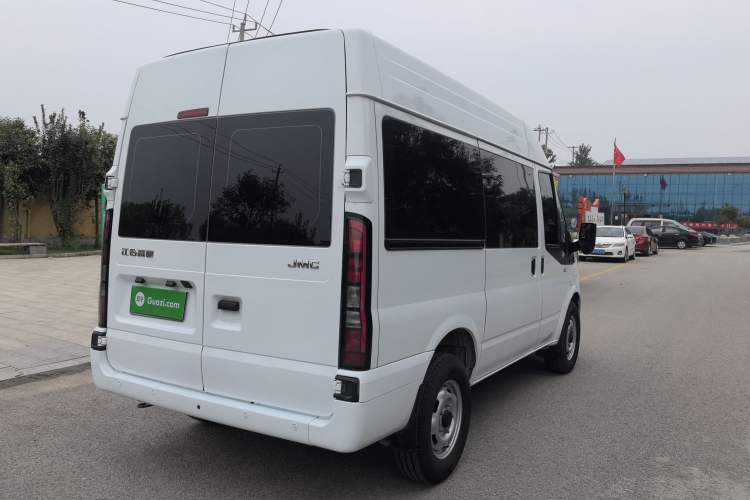 Used JMC Fushun 2023 2.0T Manual Short-Wheelbase Mid-Height Commercial Multi-Purpose 5-Seater Passenger Vehicle Exterior 4