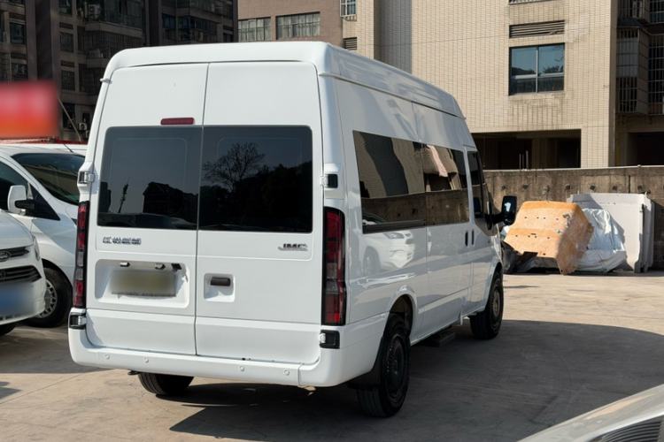 Used JMC Fushun 2023 2.0T Manual Mid-Roof Mid-Height Passenger Version Business-Class 9-Seater (Non-Commercial) Exterior 5
