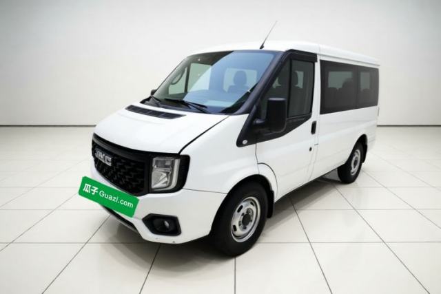 Used JMC Fushun 2023 2.0T Automatic Short-Wheelbase Low-Roof Commercial Van 2/3 Seats with Dual-Opening Tailgate