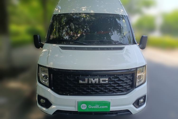 Used JMC Fushun 2023 2.0T Manual Diesel Long-Wheelbase High-Roof Business Van with Dual Rear Tires 6–9 Seats Front