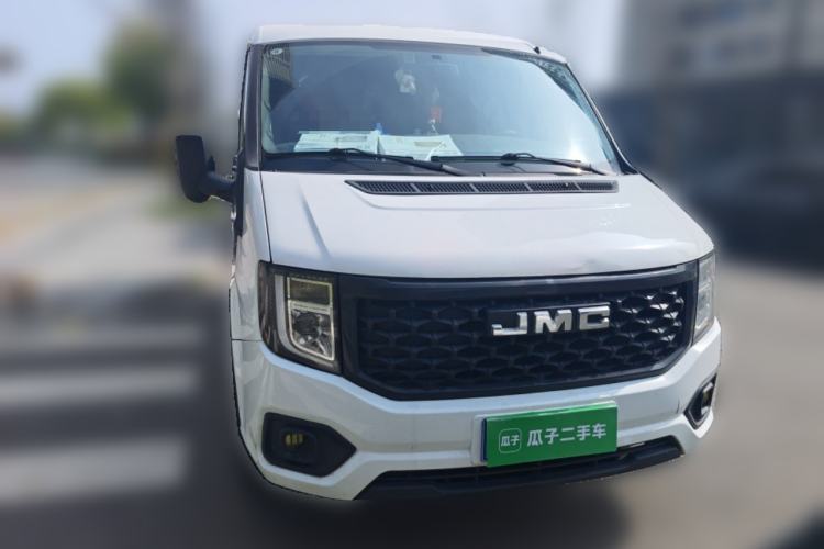 Used JMC Fushun 2023 2.0T Manual Short-Wheelbase Low-Roof Commercial Multi-Purpose Passenger Vehicle 6 Seats with Dual-Opening Tailgate Front