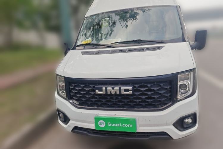 Used JMC Fushun 2023 2.0T Manual Diesel Long-Wheelbase High-Roof Business Van with Dual Rear Tires 6–9 Seats Front