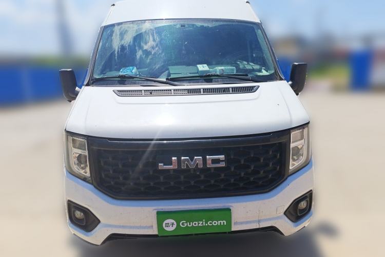 Used JMC Fushun 2023 2.0T Automatic Mid-Range Mid-Roof Commercial Multi-Purpose 7-Seater Passenger Vehicle Front