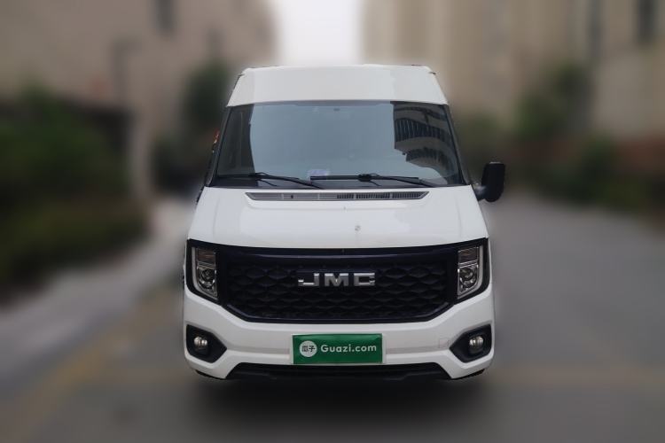 Used JMC Fushun 2023 2.0T Manual Mid-Drive Mid-Roof Commercial Multi-Purpose 7-Seater Passenger Vehicle Front