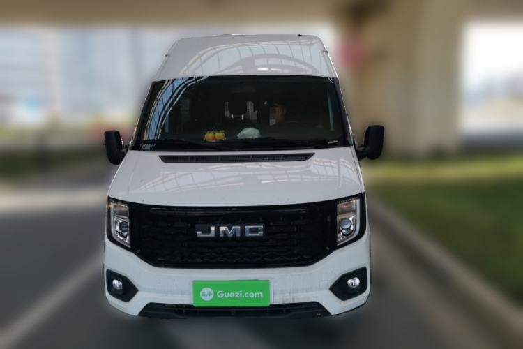 Used JMC Fushun 2023 2.0T Automatic Mid-Range High-Roof Commercial Multi-Purpose 7-Seater Passenger Vehicle Front