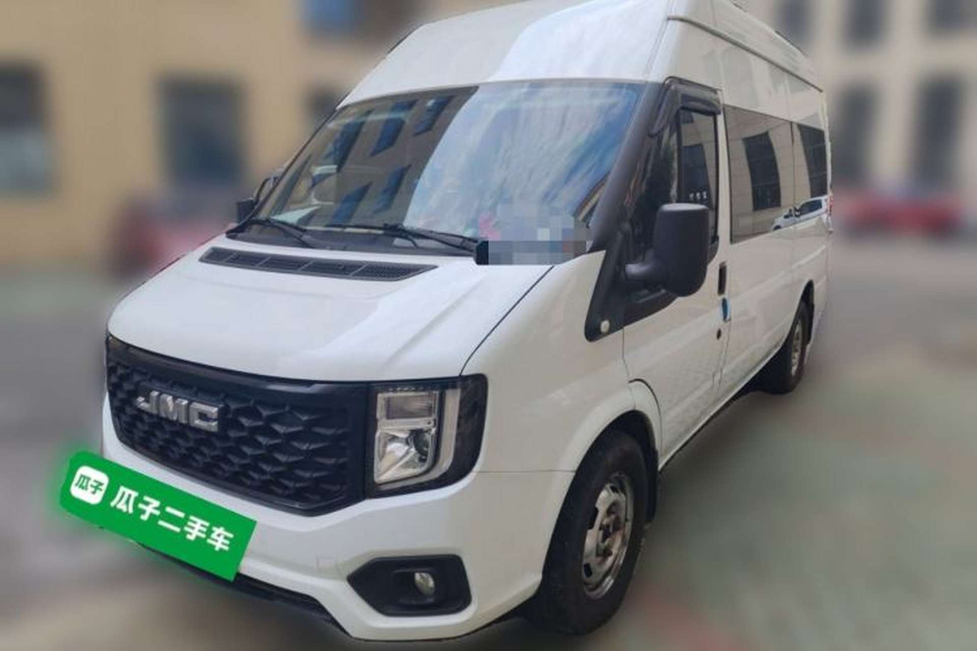 Used JMC Fushun 2023 2.0T Automatic Mid-Range Mid-Roof Commercial Multi-Purpose 7-Seater Passenger Vehicle Front Left 45 Deg
