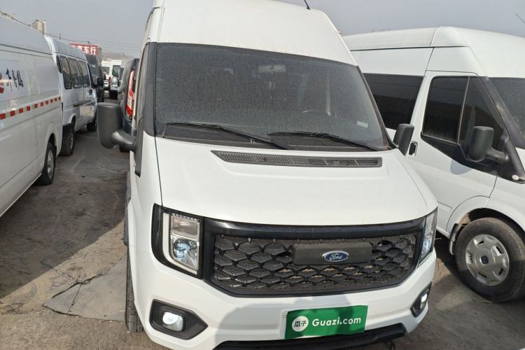 Used JMC Fushun 2023 2.0T Automatic Mid-Range High-Roof Commercial Multi-Purpose 7-Seater Passenger Vehicle Front