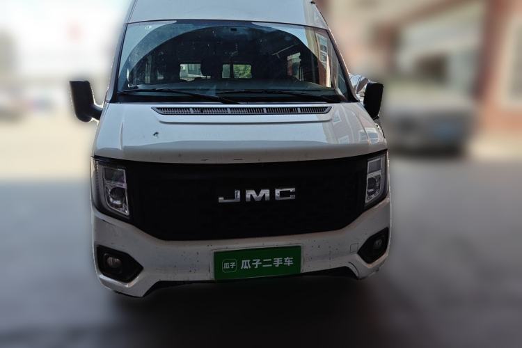 Used JMC Fushun 2023 2.0T Manual Mid-Drive Mid-Roof Commercial Multi-Purpose 7-Seater Passenger Vehicle Front