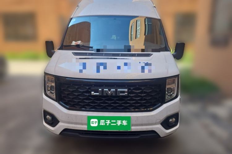 Used JMC Fushun 2023 2.0T Automatic Mid-Range Mid-Roof Commercial Multi-Purpose 6-Seater Passenger Vehicle Front