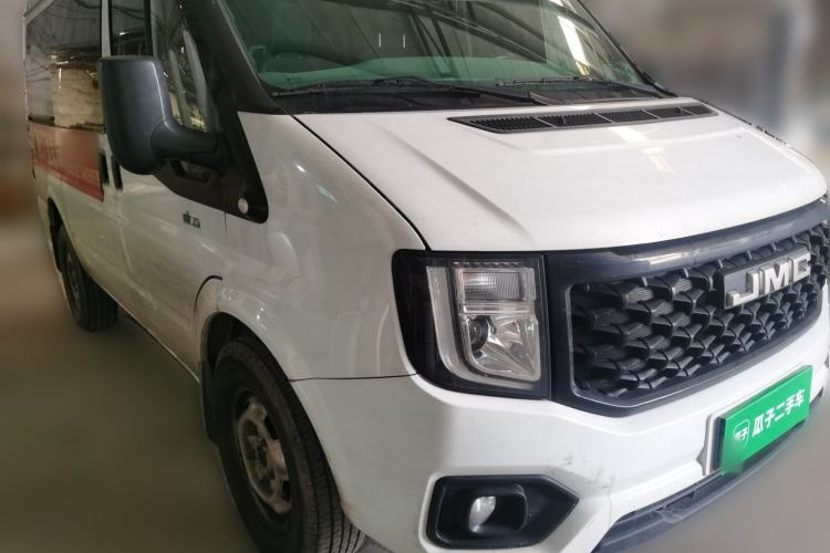 Used JMC Fushun 2023 2.0T Manual Short-Wheelbase Low-Roof Commercial Van 2/3 Seats with Lift-Up Tailgate Front Right 45 Deg