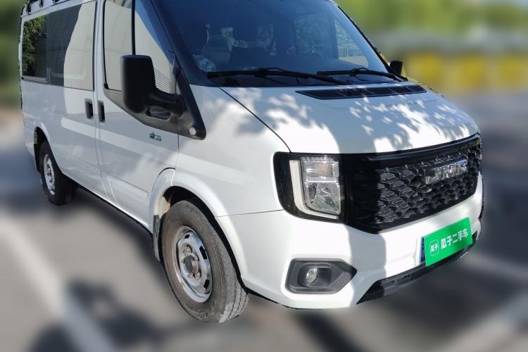 Used JMC Fushun 2023 2.0T Manual Short-Wheelbase Garage Version Commercial Van Transporter with 2/3 Seats Front Right 45 Deg