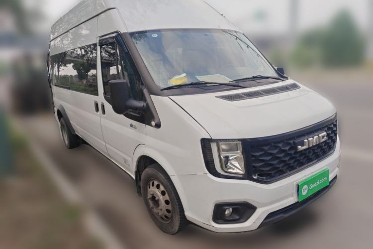 Used JMC Fushun 2023 2.0T Manual Diesel Long-Wheelbase High-Roof Business Van with Dual Rear Tires 6–9 Seats Front Right 45 Deg
