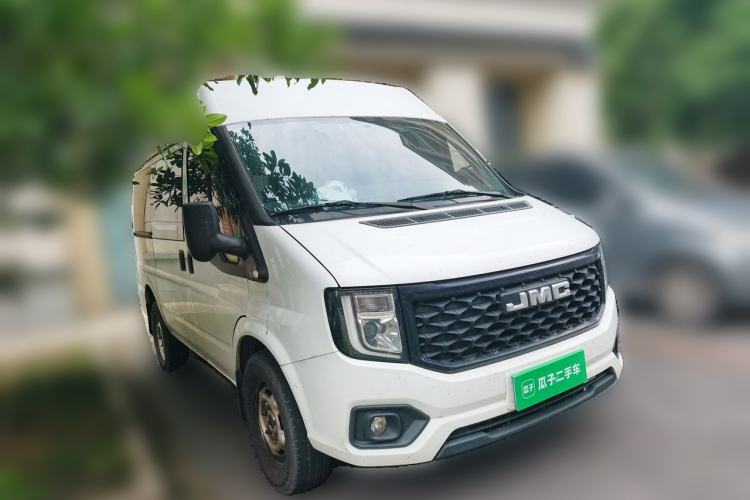 Used JMC Fushun 2023 2.0T Manual Short-Wheelbase Mid-Height Commercial Multi-Purpose 5-Seater Passenger Vehicle Front Right 45 Deg
