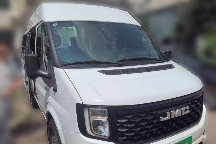 Used JMC Fushun 2023 2.0T Manual Short-Wheelbase Mid-Top Commercial Multi-Purpose 6-Seater Passenger Vehicle Front Right 45 Deg
