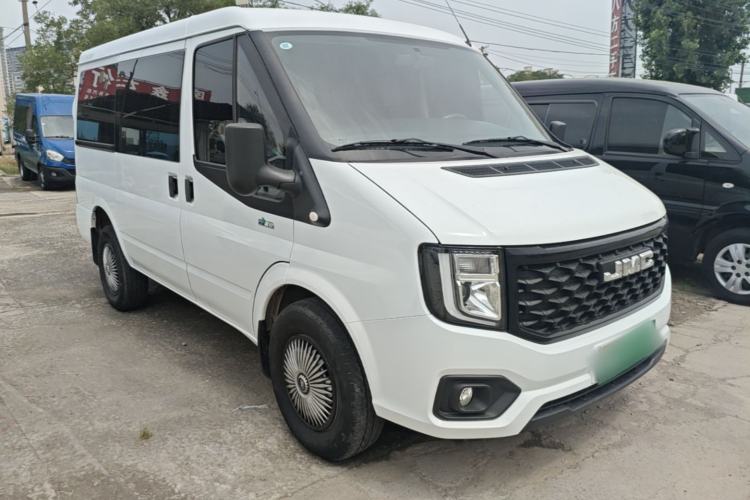 Used JMC Fushun 2023 2.0T Automatic Short-Wheelbase Low-Roof Commercial & Multi-Purpose Passenger Vehicle 6-Seater with Dual-Opening Tailgate Front Right 45 Deg