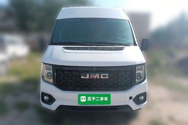 Used JMC Fushun 2023 2.0T Manual Short-Wheelbase Mid-Top Commercial Multi-Purpose 6-Seater Passenger Vehicle Front